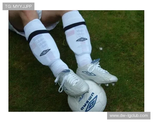 全面解析哪些足球袜最耐穿且穿着舒适的实用选购指南推荐大全攻略